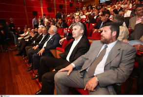Φασούλας: &quot;Φάνη είσαι παλληκάρι&quot; (pic)