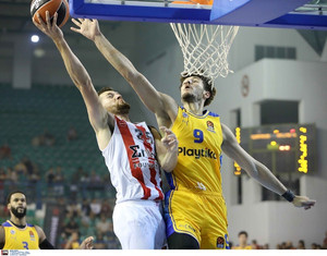 Τα highlights της νίκης του Ολυμπιακού επί της Μακάμπι (vid)