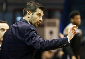 Καλύβας: &quot;Η άμυνα είναι το “κλειδί” με τη Λιθουανία&quot;
