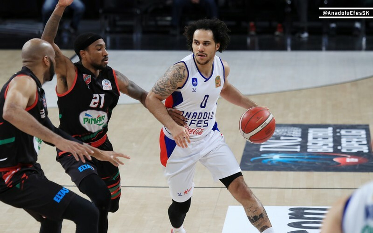 Πρωτάθλημα Τουρκίας: Κυρίαρχη η Εφές, 90-66 την Καρσίγιακα και 1-0 (vid)