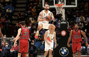 Αρμάνι Μιλάνο-Μονακό 62-73: Δώρο στον Ολυμπιακό υπό το βλέμμα του Σπανούλη! (vid)