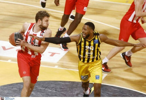 Άρης-Ολυμπιακός 76-87: Άντεξε στην αντεπίθεση του... Χάνλαν (gallery)