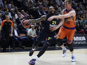 Πήρε προβάδισμα 8άδας η Φενέρμπαχτσε 93-86 στη Βαλένθια
