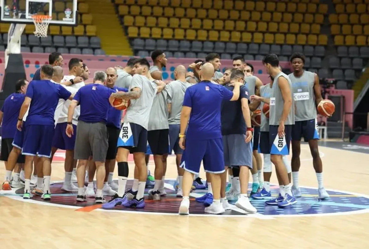 Εθνική: Παναγιωτόπουλος και Λαρεντζάκης για τον αγώνα με την Κύπρο