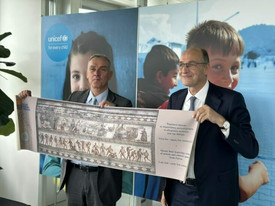 Η ΕΟΚ συνεργάζεται αρμονικά με τη UNICEF