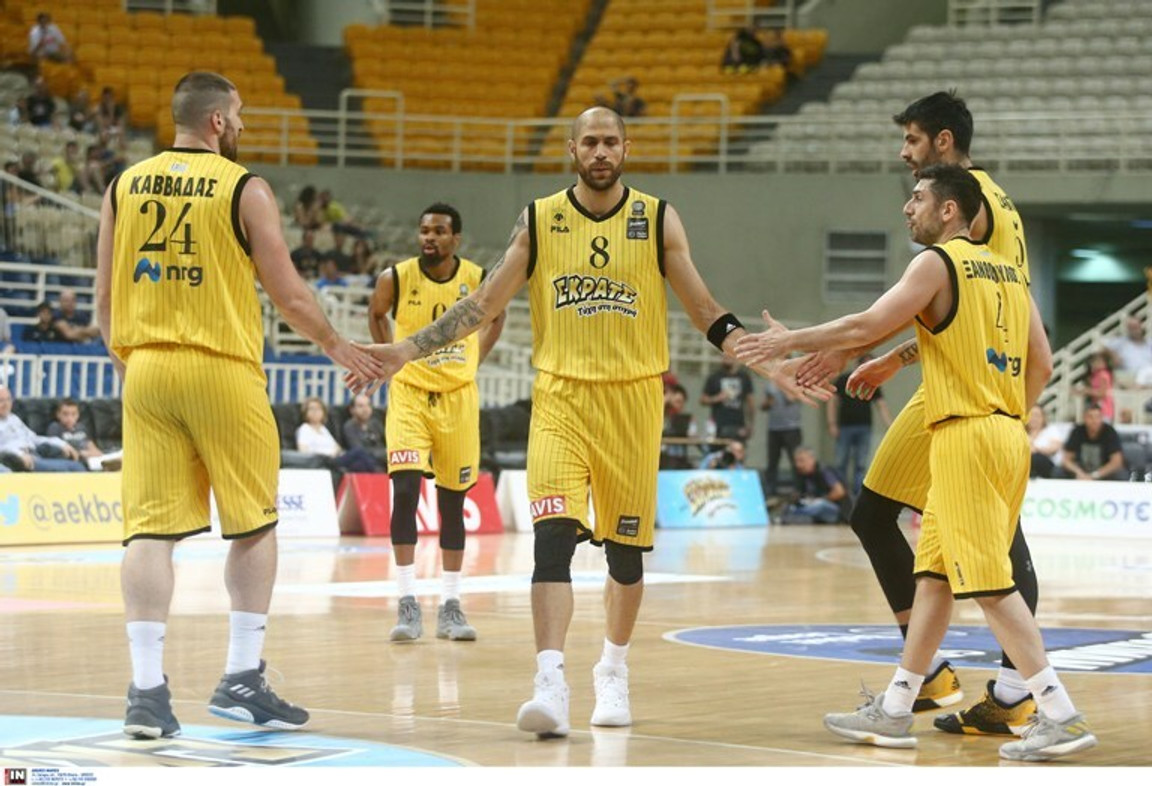 Υπογράφει στο Περιστέρι ο Βασιλόπουλος