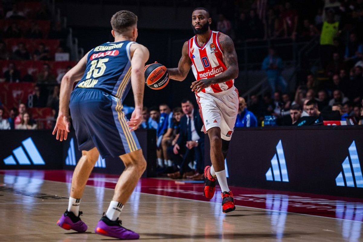 Επέστρεψε στις νίκες ο Ερυθρός Αστέρας, 92-71 την Άλμπα (vid)