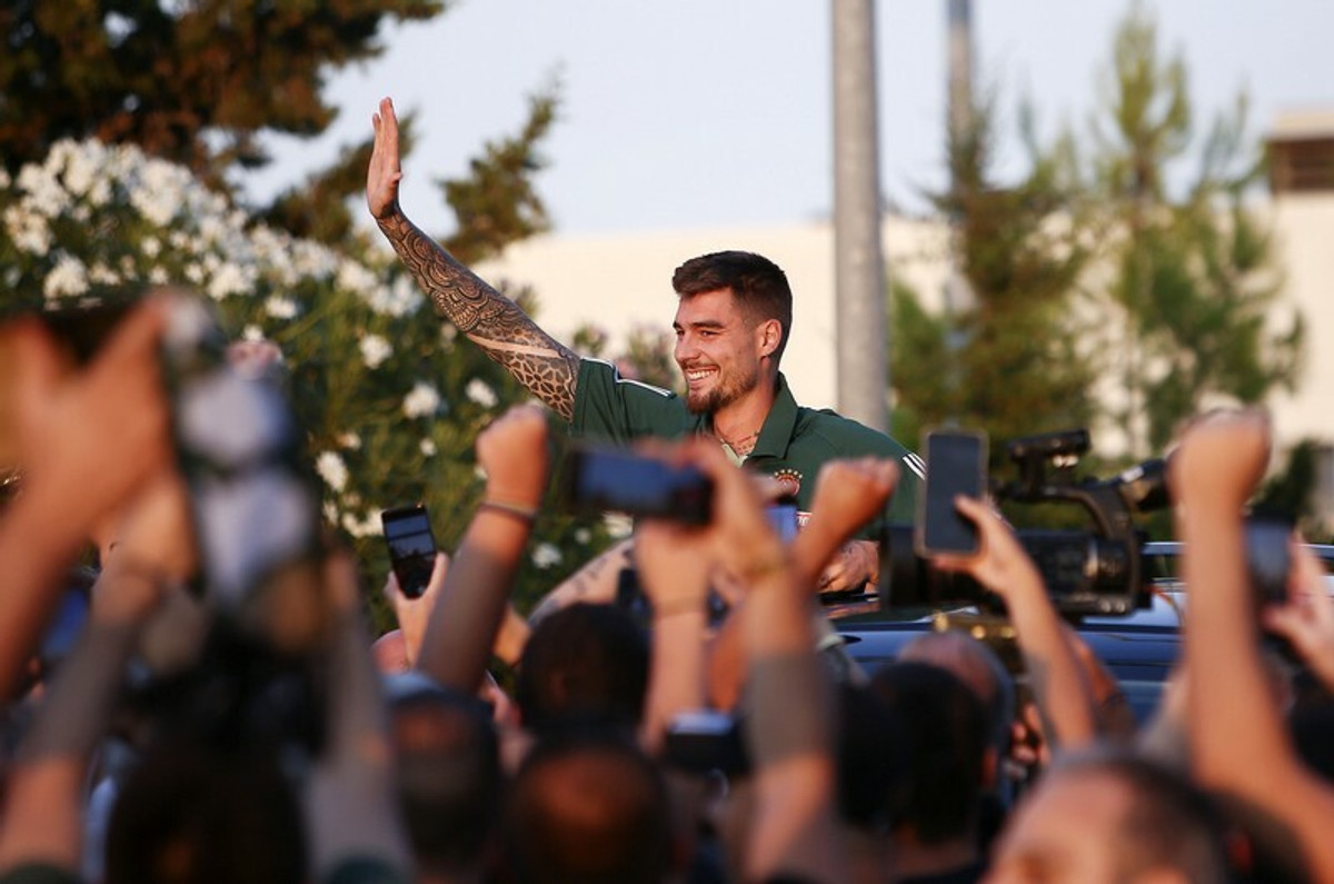 Ερνανγκόμεθ: &quot;Απίθανη η υποδοχή από τον κόσμο του Παναθηναϊκού&quot;