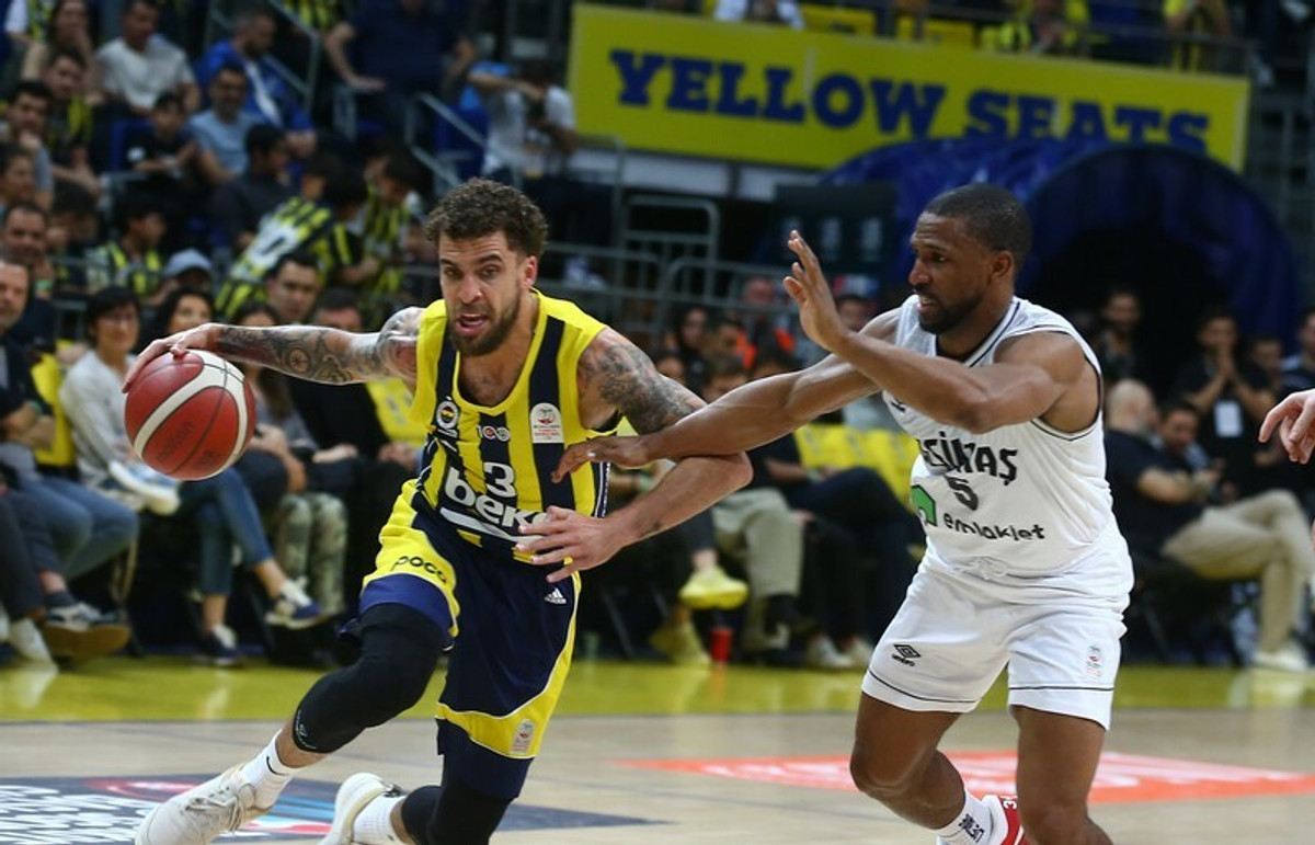 Επιτέλους νίκη η Φενέρμπαχτσε, 87-66 την Μπεσίκτας