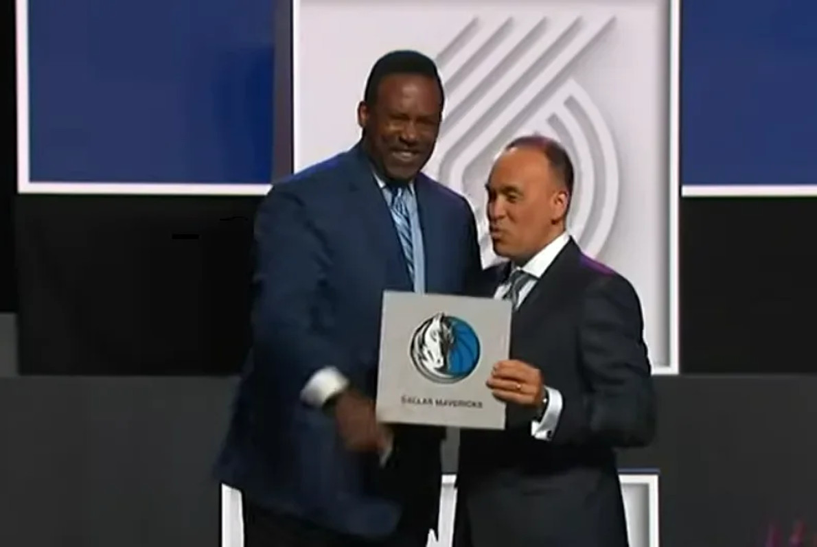 NBA Draft Lottery: Τυχεροί οι Μάβερικς, πήραν το Νο1 και τον... Φλαγκ! (vids)