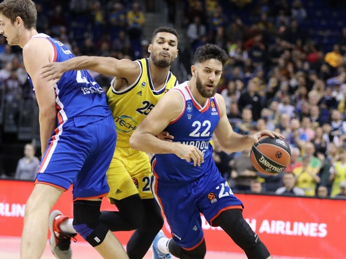 Με οδηγό τον Μίτσιτς η Εφές, 99-86 την Άλμπα στο Βερολίνο (vid)