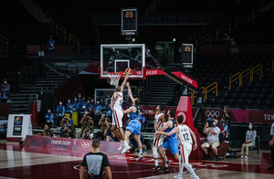 Στον τελικό με τάπα του Μπατούμ η Γαλλία, 90-89 τη Σλοβενία του &quot;τριπλού&quot; Ντόντσιτς (pics)