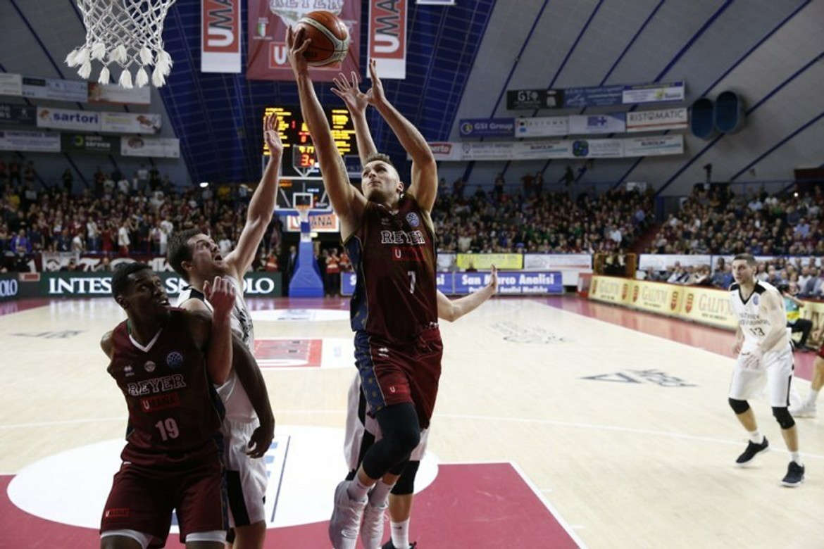 Πέρασε η Νίζνι μετά το 84-66 της Βενέτσια (vid.&amp;pics)