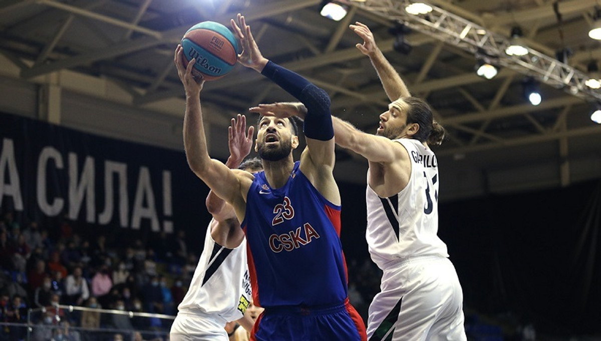 Νίζνι - ΤΣΣΚΑ Μόσχας 63-83: Έλειπε ο Τζέιμς... χόρευε ο Σενγκέλια