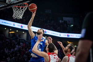 Με... καρφωματάρα Παπαγιάννη το νέο Top-10 της FIBA (video)