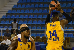 Η Μακάμπι 82-78 τη Φενέρμπαχτσε στο τουρνουά του Γκάλη στη Ρόδο (pics &amp; vids)