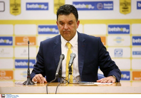 Τελειώνει ο Αγγέλου από τον Άρη, Καστρίτης προ των πυλών