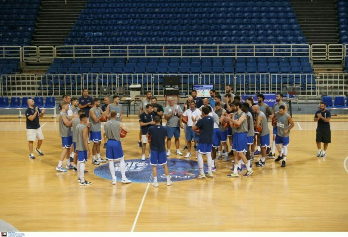 Εθνική Ανδρών: Οι διαιτητές των αγώνων με Σερβία και Βέλγιο