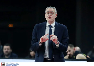 Καστρίτης: &quot;Kληθήκαμε να αγωνιστούμε υπό δύσκολες συνθήκες&quot; (vid)
