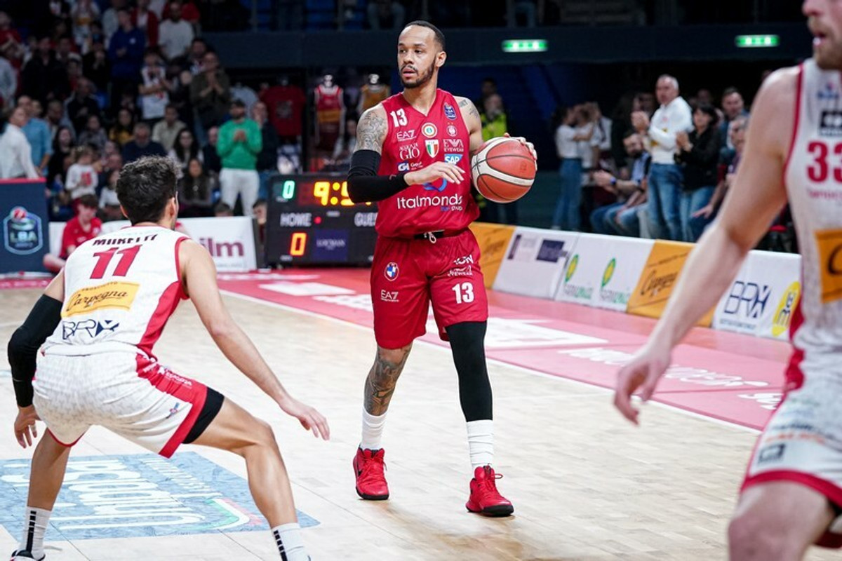 Lega Basket: Στα ημιτελικά οι Μιλάνο και Σάσαρι (vids)