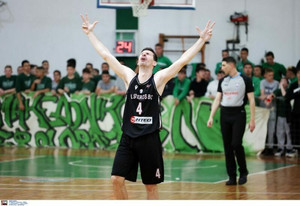Έσπερος Λαμίας: Η photo gallery των πανηγυρισμών και τα ρεκόρ του Κυριακόπουλου