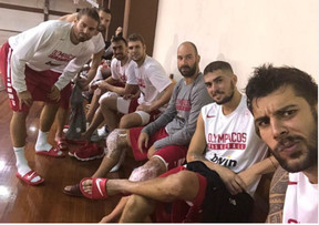 Η selfie του Πρίντεζη μετά το... &quot;λιώσιμο&quot; στο Μέτσοβο (pic)