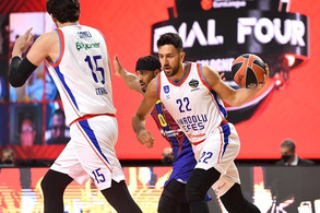 Με Μίτσιτς και Λάρκιν οι κορυφαίες ασίστ του Final Four (vid)