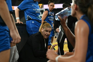 Η Κατερίνα Χατζηδάκη στο τεύχος Δεκεμβρίου του AllStar Basket (pic)