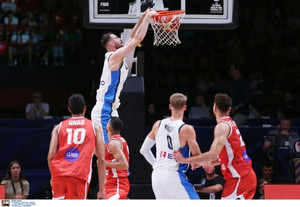 Mε Καλάθη-Παπαγιάννη το Top-10 της FIBA (video)