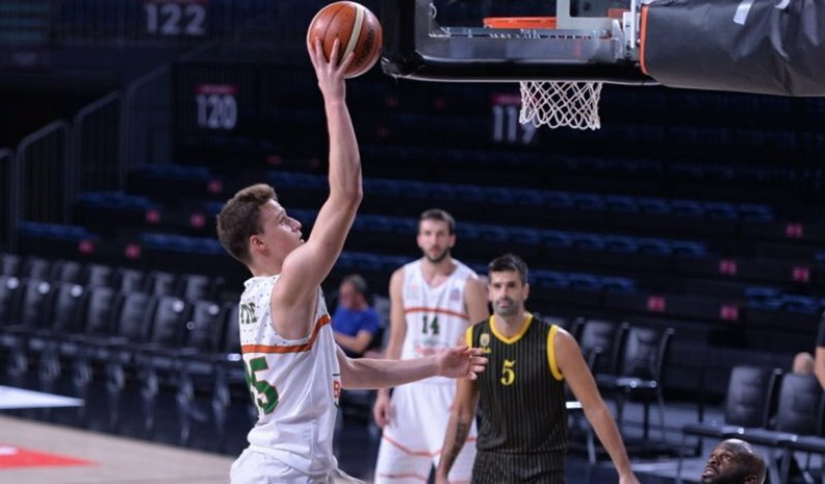 Η ΑΕΚ 83-78 την Μπάνβιτ στην Κωνσταντινούπολη