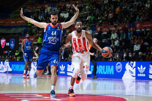 Ερυθρός Αστέρας-Εφές 93-85: Δούλεψε για τη Μακάμπι! (vid)
