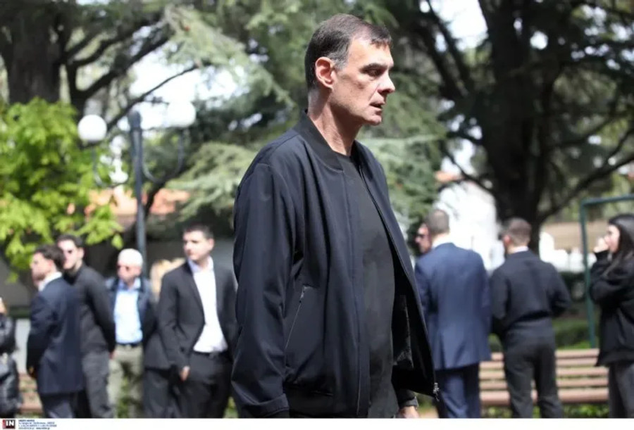 Το τελευταίο αντίο στον Βαγγέλη Νικητόπουλο... (pics)