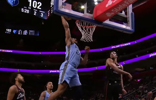 NBA Top10: Απίθανο κάρφωμα τους Στίβενς στην κορυφή (video)