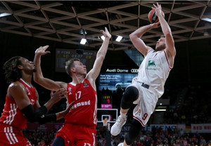 Ο Μπάρον &quot;έκλεψε&quot; τη νίκη από την Μπάγερν, 83-81 η Αρμάνι Μιλάνο