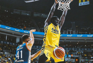 BSL: Κανένα οίκτο η Φενέρ, 108-66 την Εφές και 1-0! (vid)