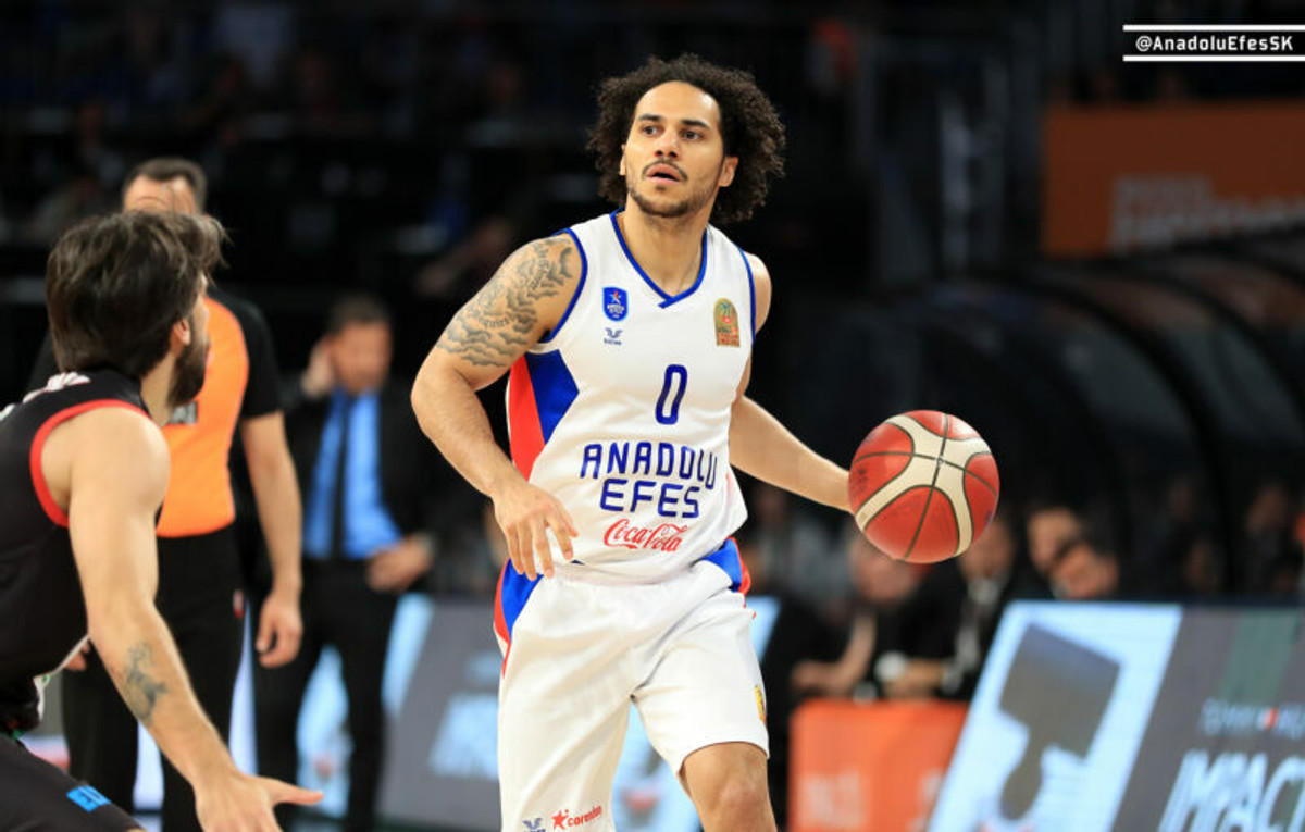 Εφές-Καρσίγιακα 83-68: &quot;Ξύπνησε&quot; στο τέλος και προκρίθηκε στα ημιτελικά (vid)
