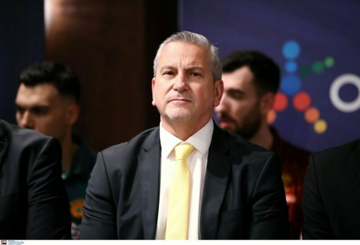Ζούρος: &quot;Η ΑΕΚ μπαίνει στο γήπεδο για να διεκδικήσει όλα τα παιχνίδια&quot;