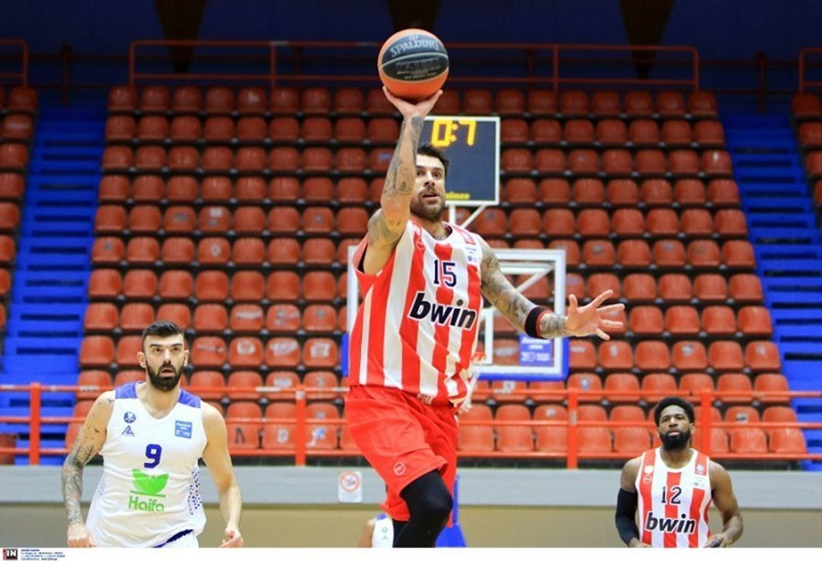 Buzzer beater με ασύλληπτο πεταχτάρι σημείωσε ο Γιώργος Πρίντεζης (vid)