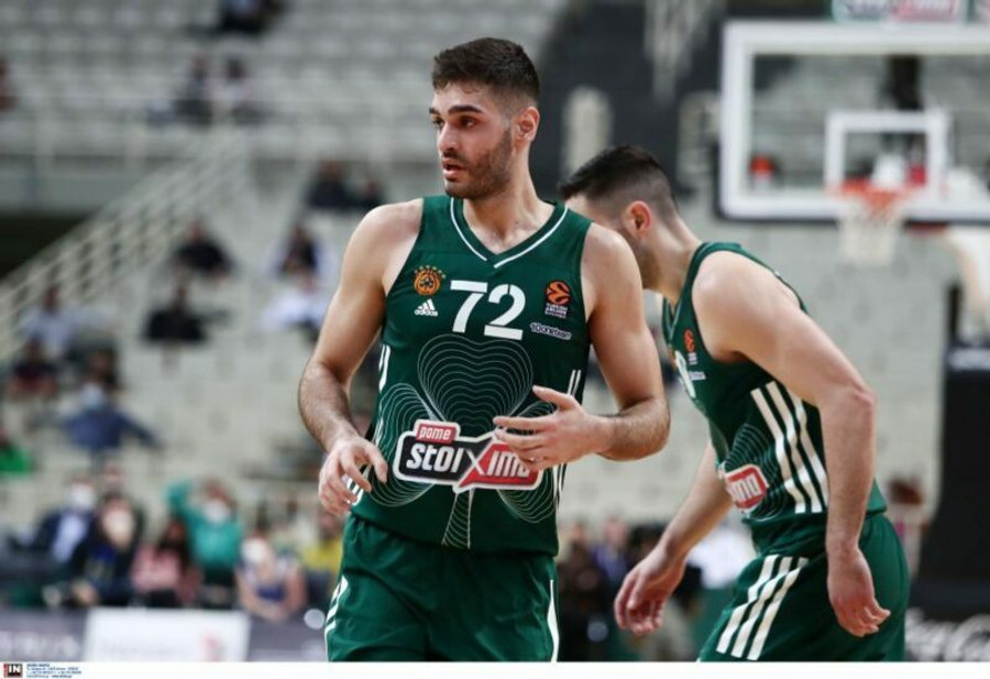 Στη &quot;δεκάδα&quot; της FIBA ο Μαντζούκας