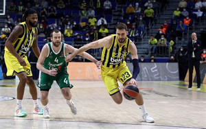 Φενέρμπαχτσε-Ζαλγκίρις 73-67: Τα χρειάστηκε, αλλά νίκησε με Γκούντουριτς (vid)