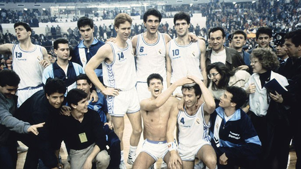 14/3/1989: Οι 62 πόντοι του Ντράζεν Πέτροβιτς στο ΣΕΦ (video)