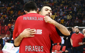 Παπανικολάου σε Σλούκα : &quot;Μόλις είχες περάσει σύνορα από Μεξικό έτσι&quot; ! (pic)