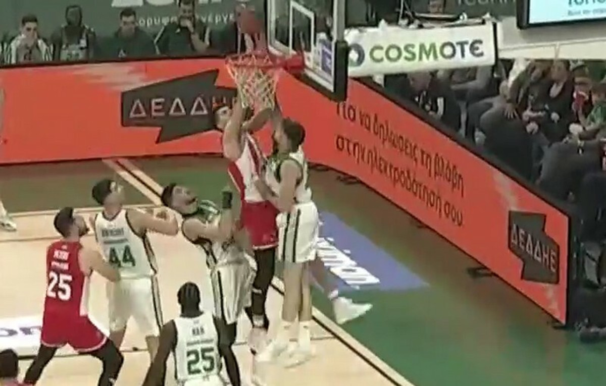 Το γκολ-φάουλ του Ερνανγκόμεθ και το μπλοκ στον Πετρούσεβ (vid)