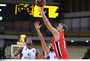 Euroleague: MVP Φεβρουαρίου ο Βεζένκοφ! (video)