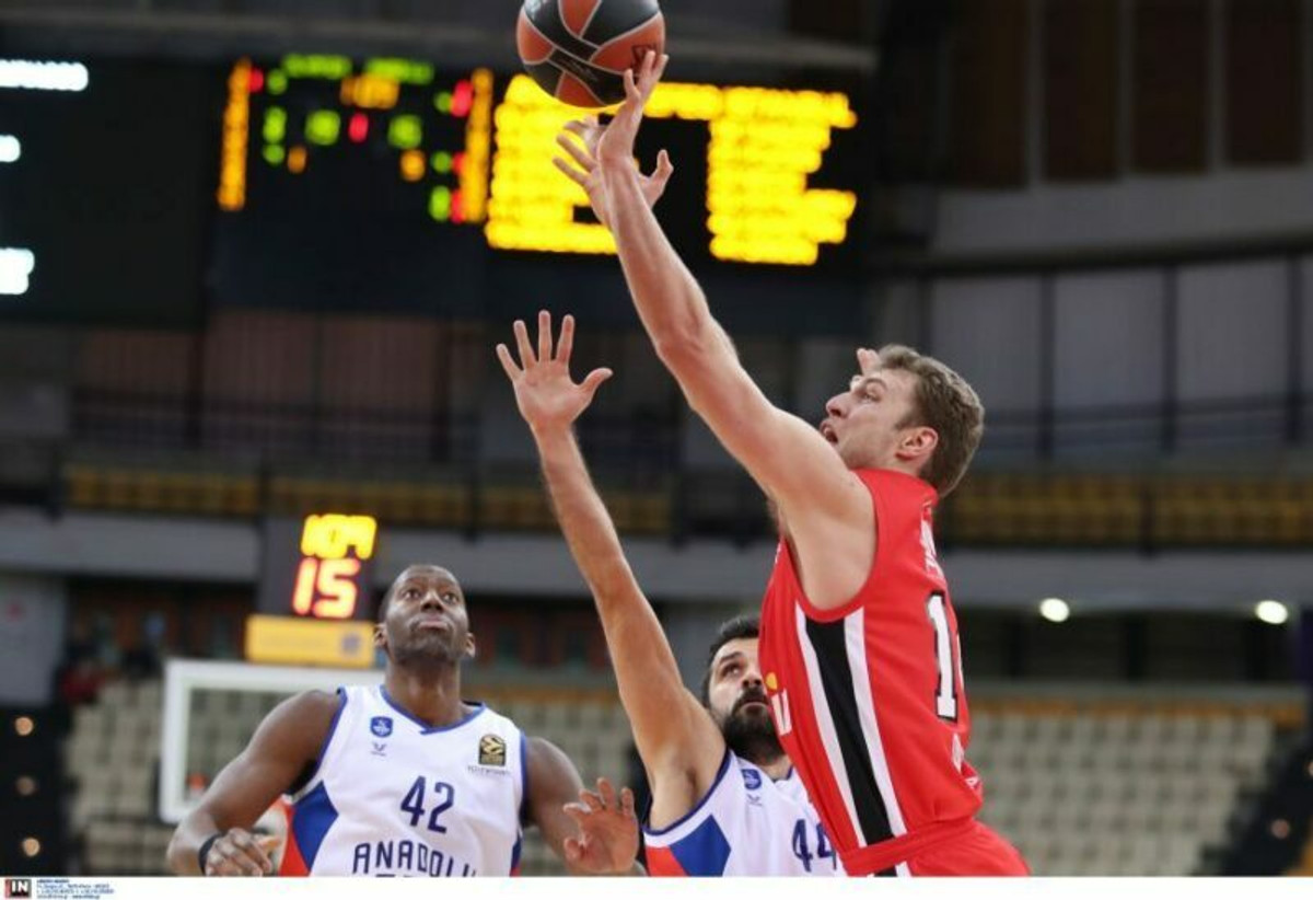 Euroleague: MVP Φεβρουαρίου ο Βεζένκοφ! (video)