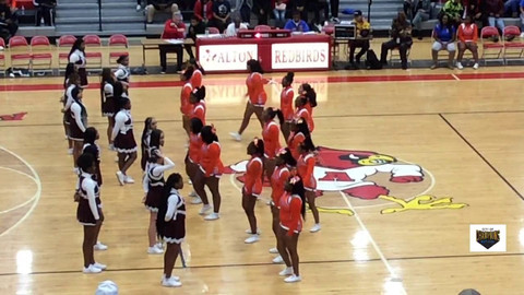 Ξύλο μεταξύ cheerleaders ομάδων στο γυμνασιακό πρωτάθλημα! (video)