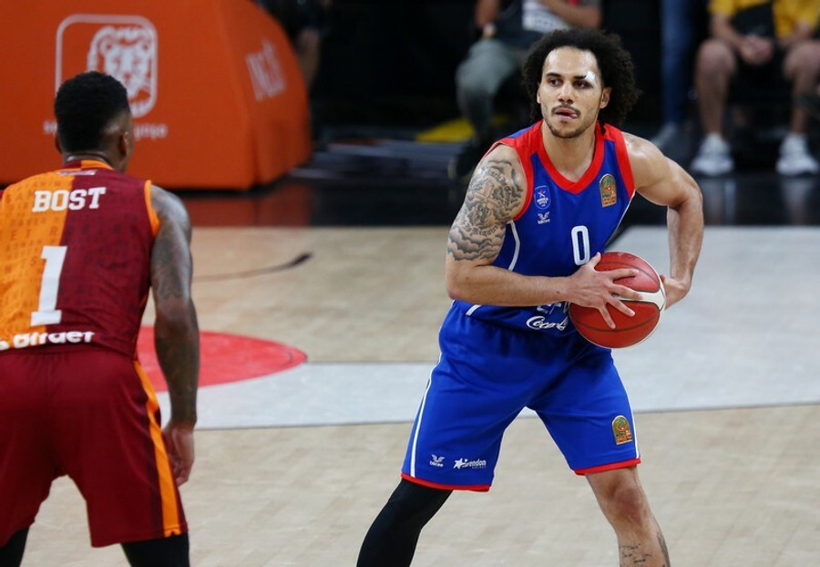 Τουρκία: Στους τελικούς η Εφές, 104-77 τη Γαλατά του Πιστιόλη - Τραυματίστηκε σοβαρά ο Μίτσιτς (vids)