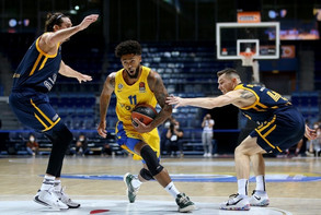 Με 8 τρίποντα του Ντόρσεϊ η Μακάμπι 89-87 τη Χίμκι στην παράταση! (video)
