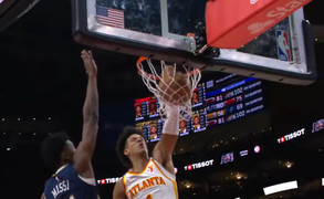 Το κάρφωμα του Τζέιλεν Τζόνσον στο Νο1 του Top-10 (video)
