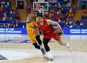 ΤΣΣΚΑ Μόσχας-Μακάμπι Τελ Αβίβ 74-73: Ο Ιτούδης λύγισε τον Σφαιρόπουλο (pics&amp;vid)